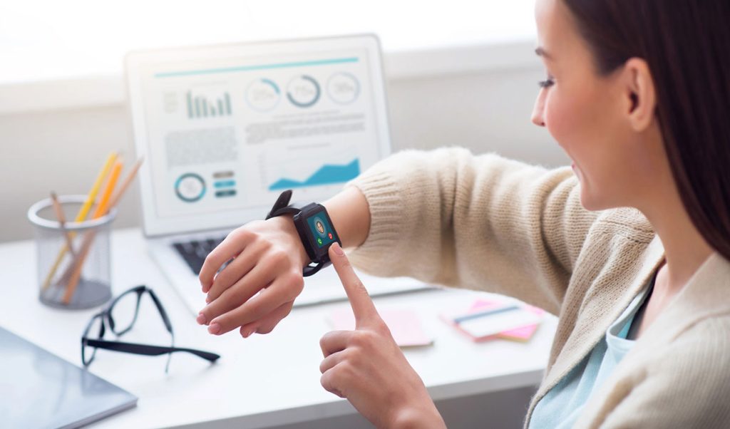 Chiropractors are going digital such as wearing smart watches